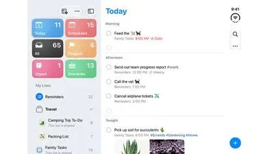 نوار کناری یادآورها در اپلیکیشن Reminders